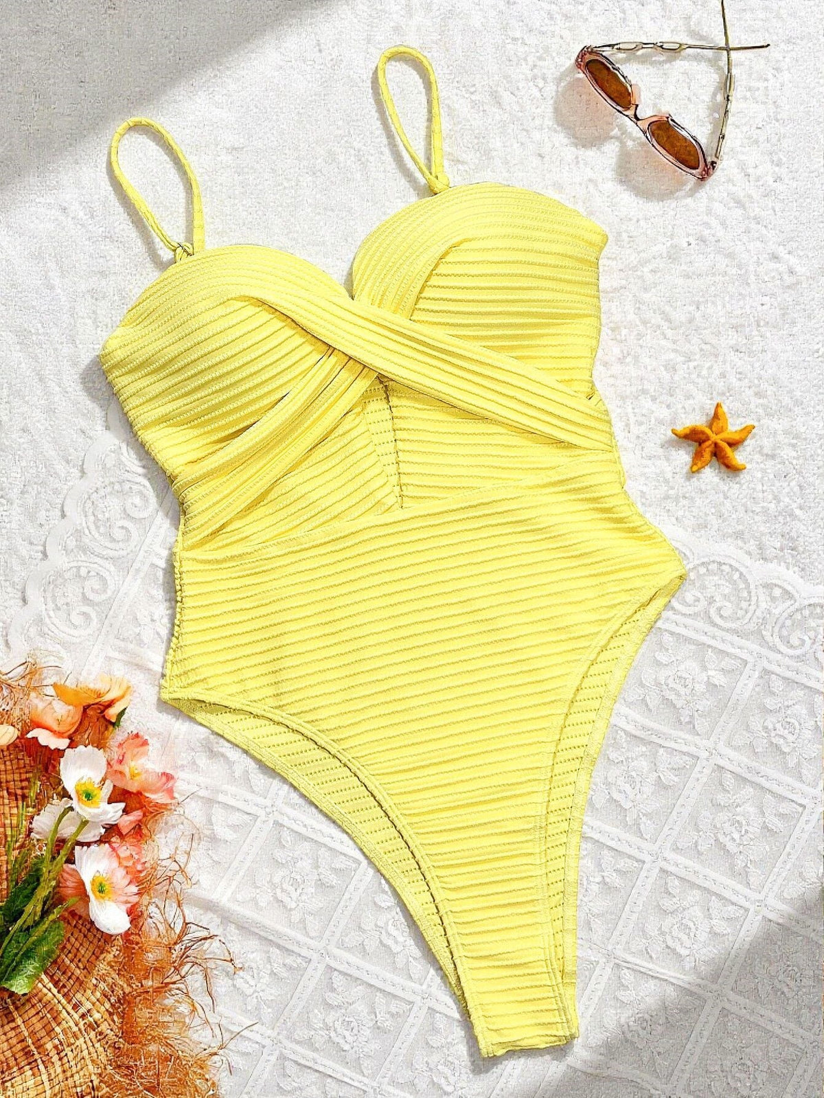 Bañador con a rayas, calado y liso - Amarillo
