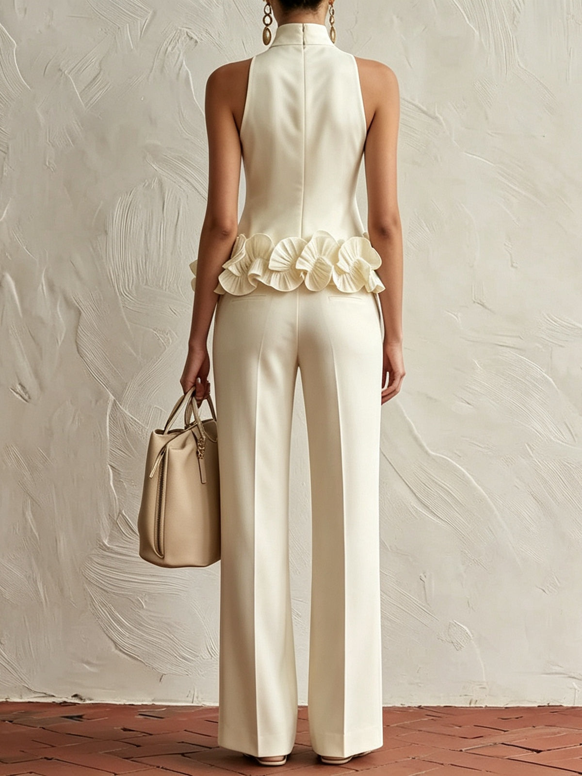 Conjunto Elegante Blanco con cuello alto y flores en 3D - Blanco