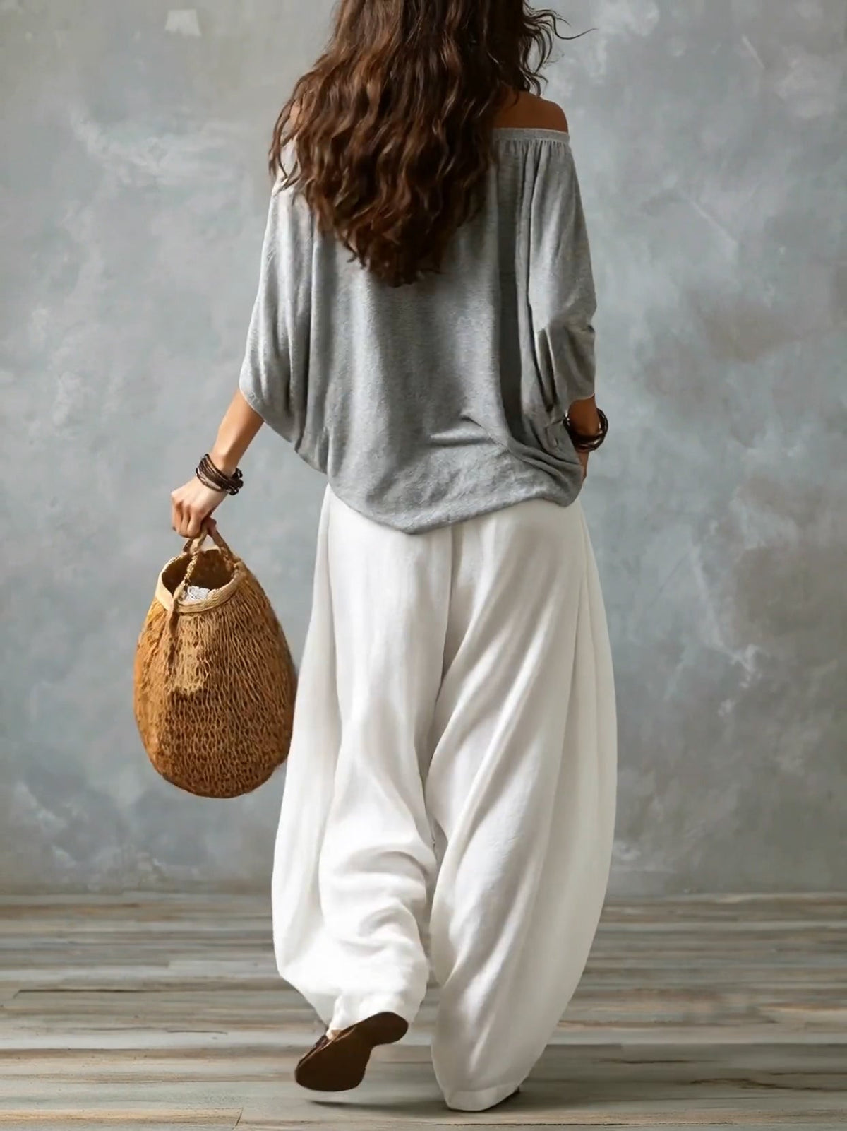 Conjunto Gris y Blanco Corte Holgado con hombros descubiertos - Gris y Blanco