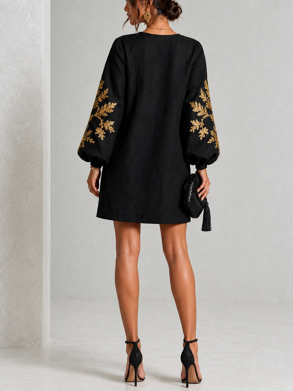 Minivestido Negro Corte Holgado con escote redondo, manga farol y estampado - Negro
