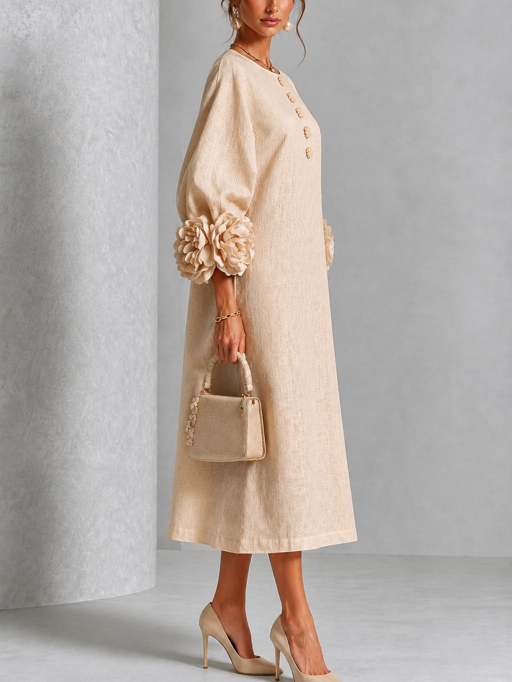 Vestido Midi Beige con botones delanteros, puños y floral - Beige