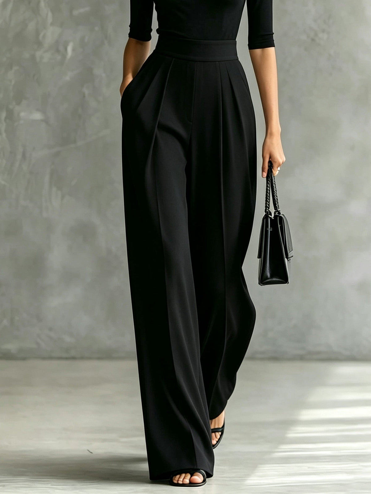 Conjunto de Pantalón Negro con ribete, cuello alto y pierna ancha - Negro