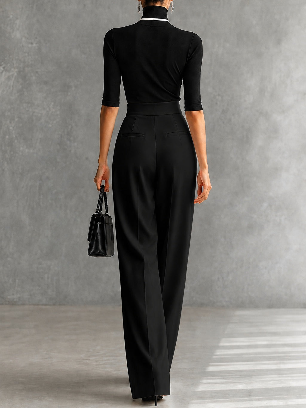 Conjunto de Pantalón Negro con ribete, cuello alto y pierna ancha - Negro