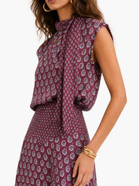 Conjunto de Dos Piezas Retro Morado con caída fluida y estampado - Morado
