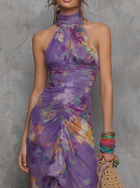Vestido Estampado Elegante Morado con gasa, escote halter y floral - Morado