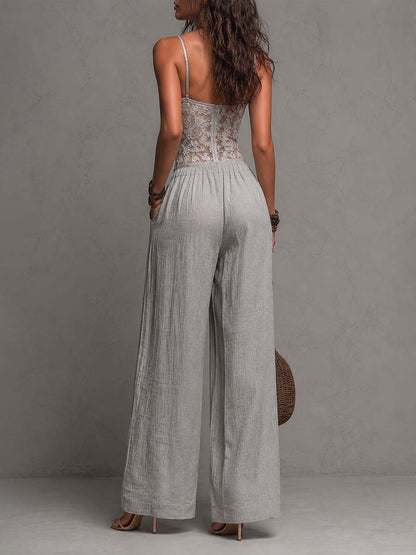 Mono Boho Gris con remate de encaje, plisado y pierna ancha - Gris