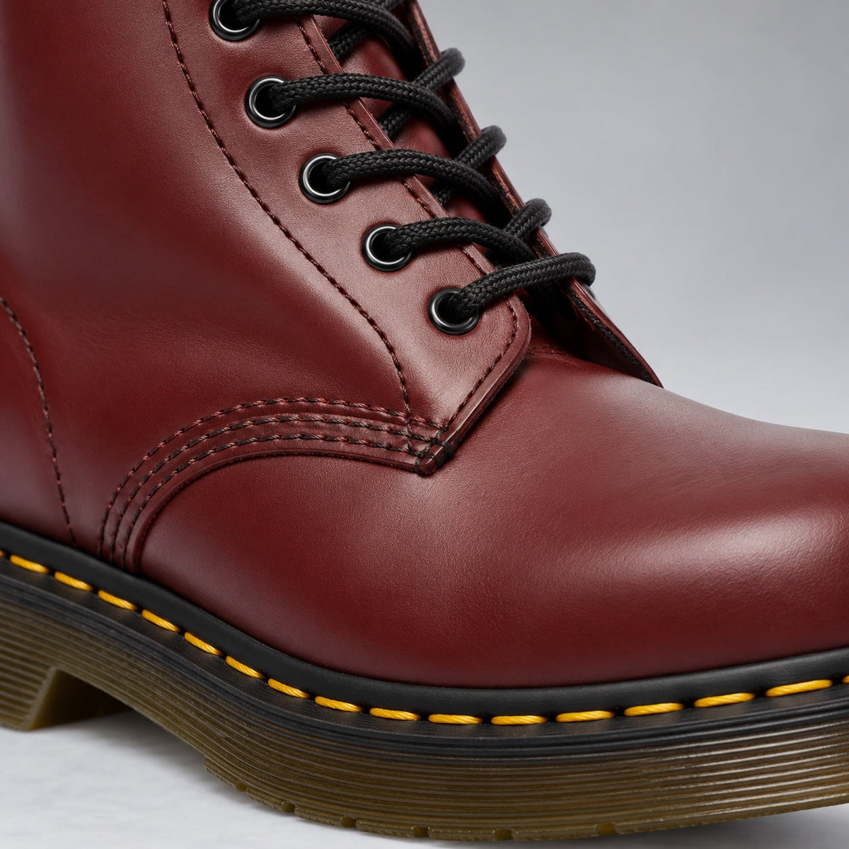 Charlotte - Elegant women lace-up boot