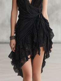 Minivestido Negro con escote halter, encaje y volantes - Negro