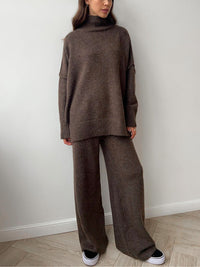 Conjunto Casual Corte Holgado con cuello alto y punto - Camel