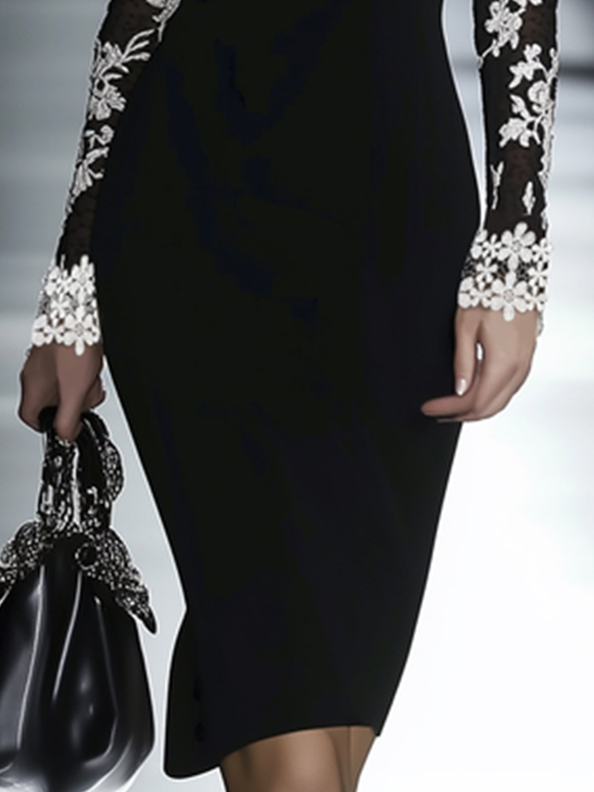 Vestido Midi Negro Manga Larga con encaje, ceñido y floral - Negro