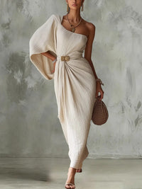 Vestido Largo Beige con corte asimétrico, un solo hombro, plisado y drapeado - Beige