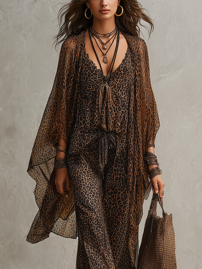 Conjunto de Tres Piezas Boho Marrón con estampado de leopardo, caída fluida y estampado - Marrón