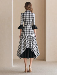 Vestido Midi Oficina Negro con cuadros, cuello mao, manga acampanada y bajo asimétrico - Negro