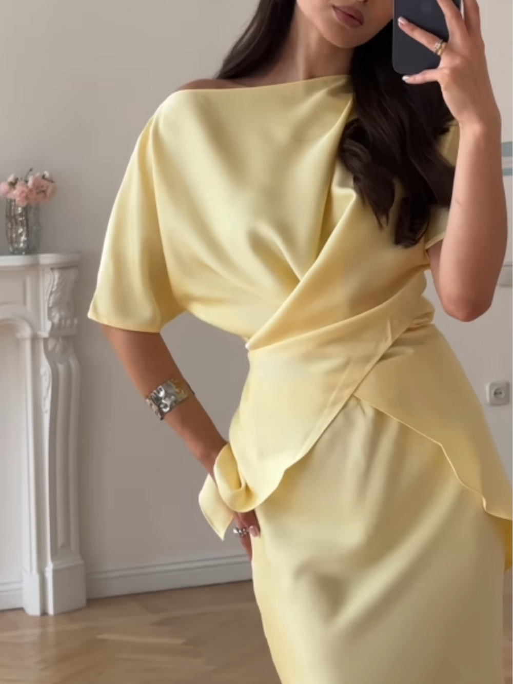 Conjunto de Falda con Hombros Descubiertos