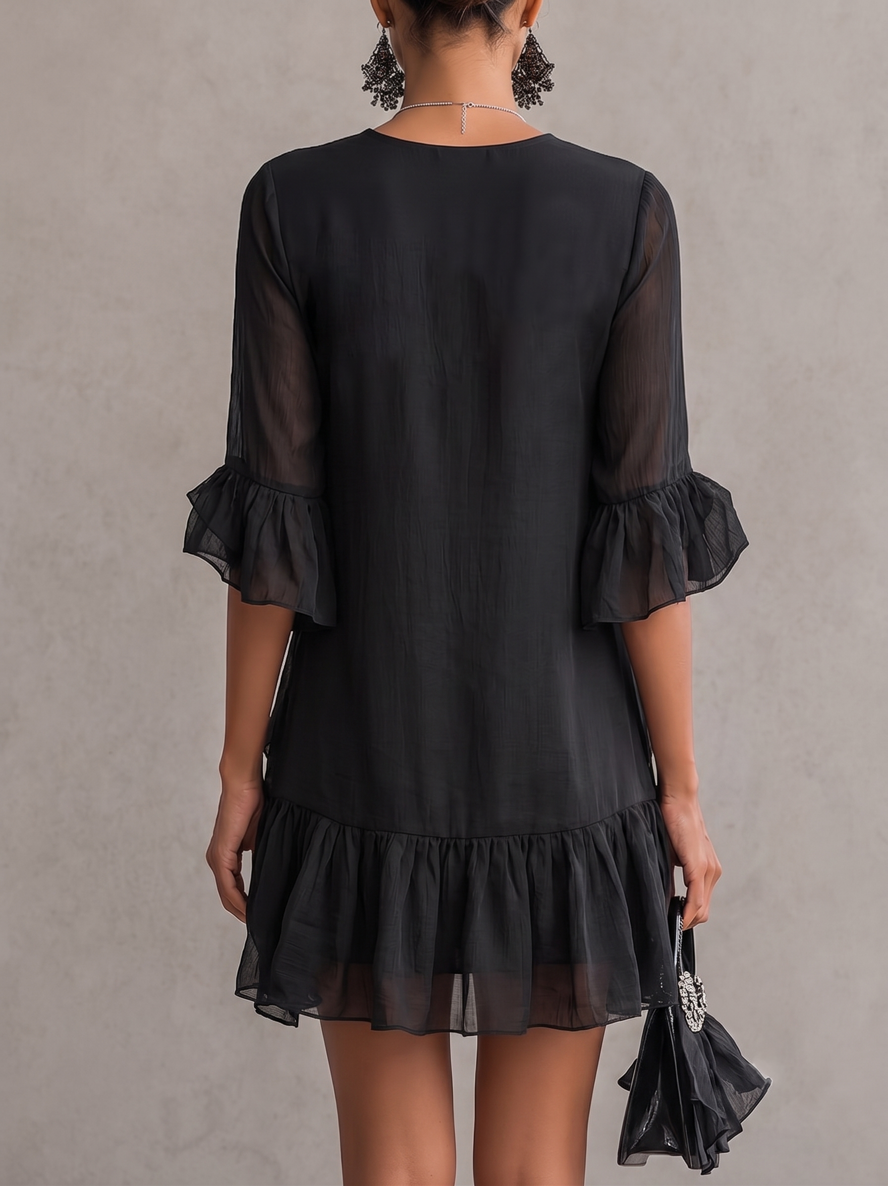 Minivestido Negro con volantes, gasa y encaje - Negro