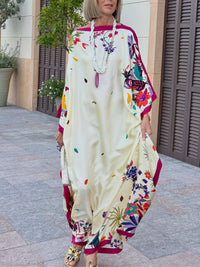 Vestido Estampado Elegante Marfil Corte Holgado con satén y estampado