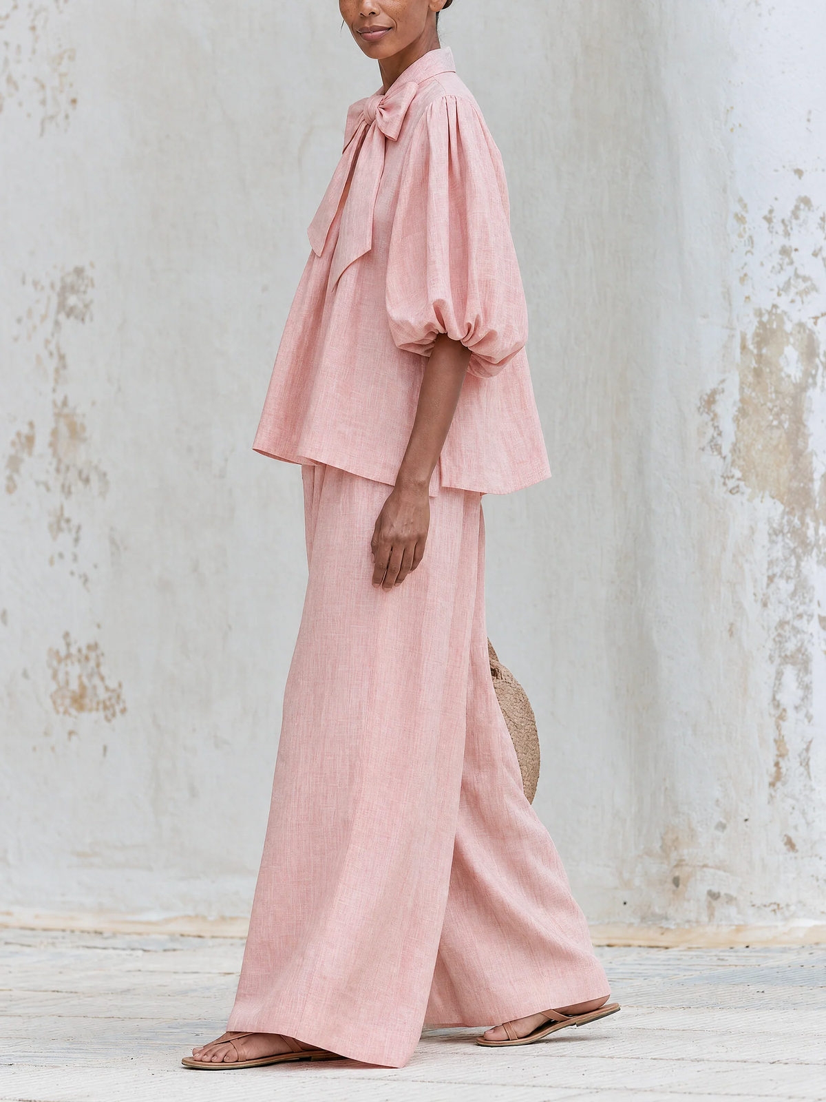 Conjunto de Pantalón Rosa con lino, lazo, manga abullonada y pierna ancha - Rosa