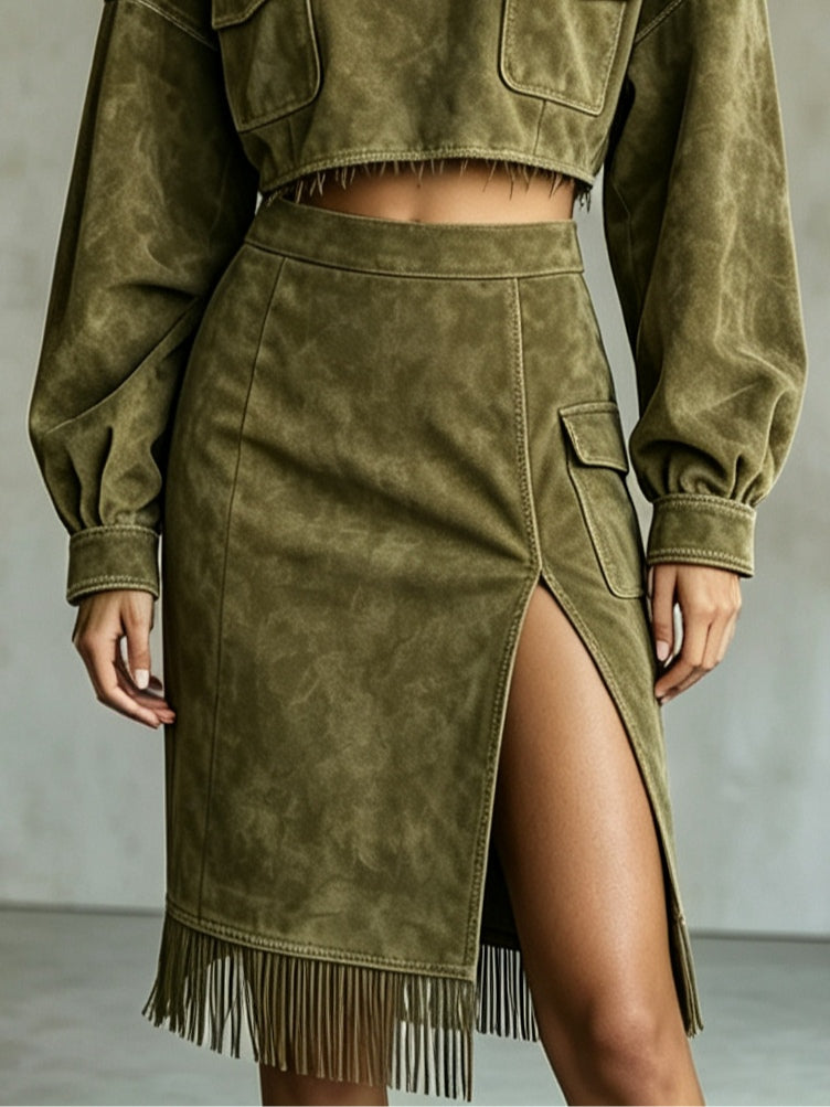 Conjunto de Falda Verde con ante, flecos y abertura - Verde