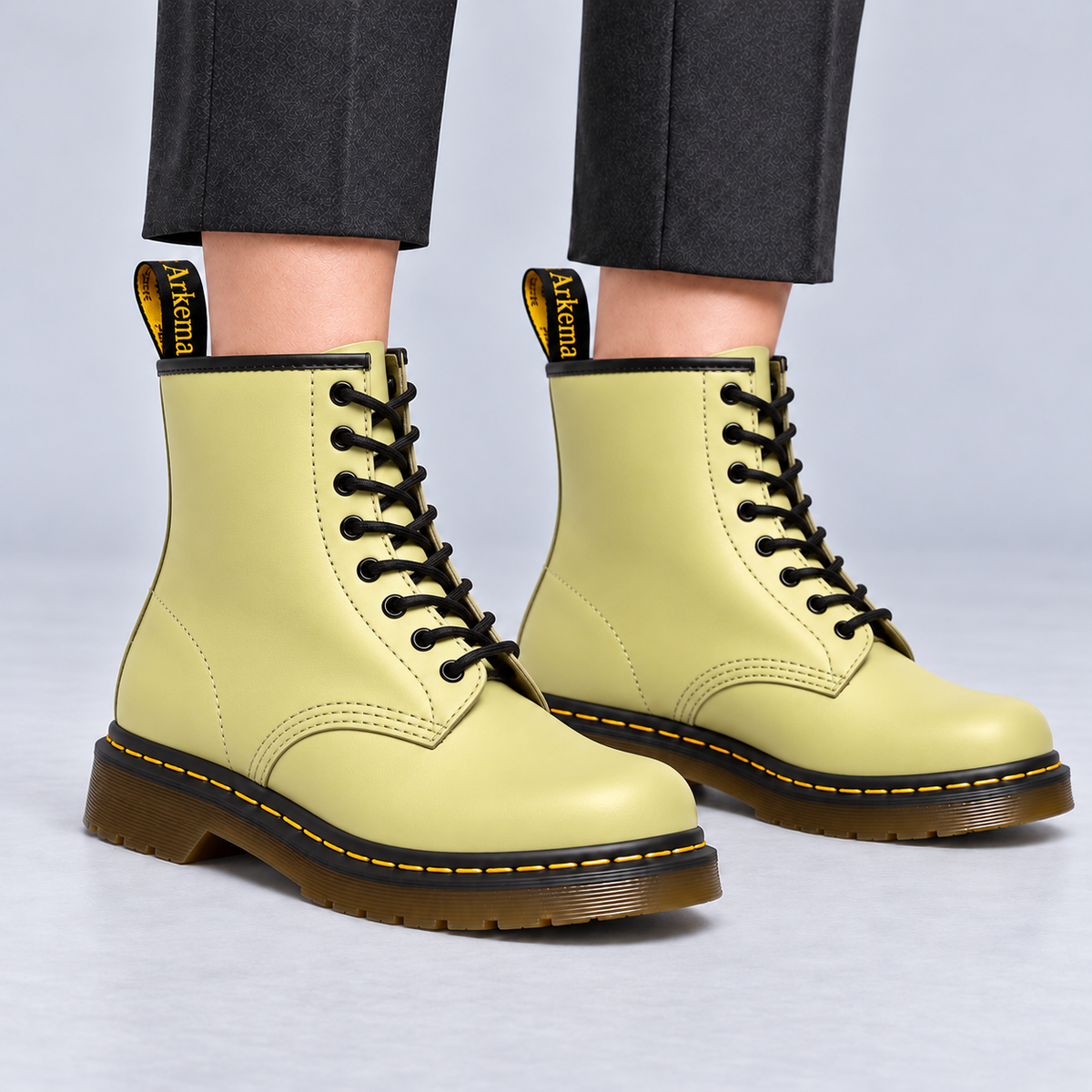 Charlotte - Elegant women lace-up boot