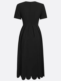 Vestido Midi Negro Manga Corta con escote cuadrado y corte en A - Negro