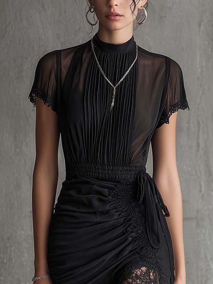 Minivestido Negro con gasa, plisado y remate de encaje - Negro
