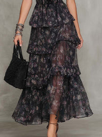 Vestido Estampado Negro con volantes escalonados, gasa y floral - Negro
