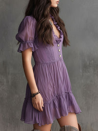 Minivestido Morado con manga abullonada, volantes, botones delanteros y gasa - Morado