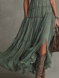 Vestido Largo con plisado, gasa, escote en V y caída fluida - Verde Salvia