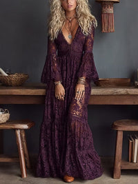 Vestido Largo Morado con encaje, escote en V, fruncido y manga campana - Morado