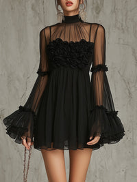 Minivestido Negro con transparente, cuello alto, plisado y gasa - Negro
