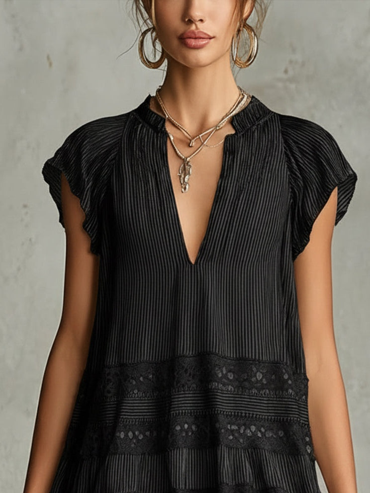 Minivestido Negro con a rayas, gasa, remate de encaje y volantes - Negro