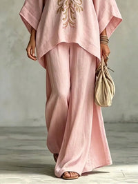 Conjunto de Dos Piezas Rosa Claro con bordado, manga murciélago y pierna ancha - Rosa Claro