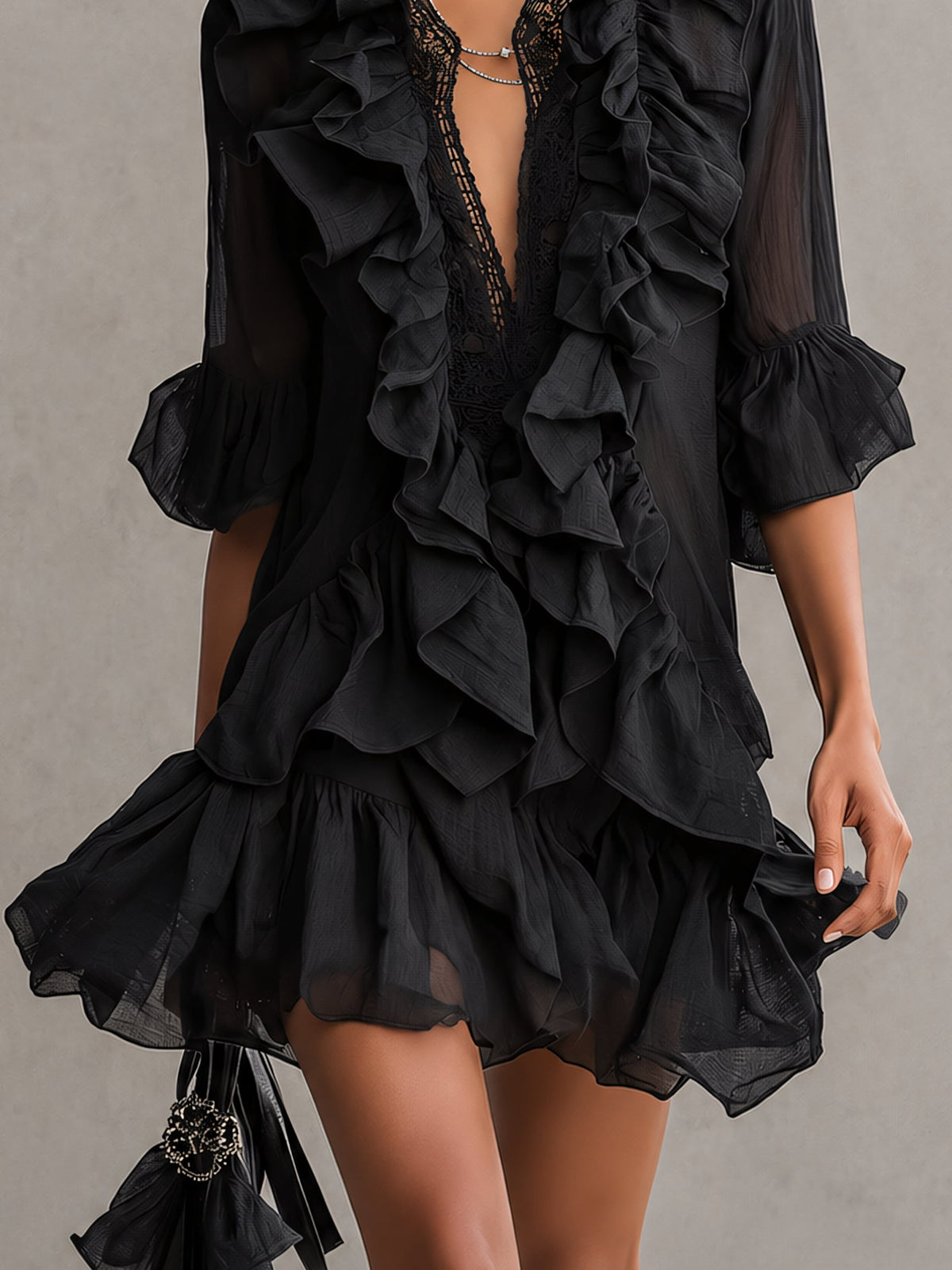 Minivestido Negro con volantes, gasa y encaje - Negro