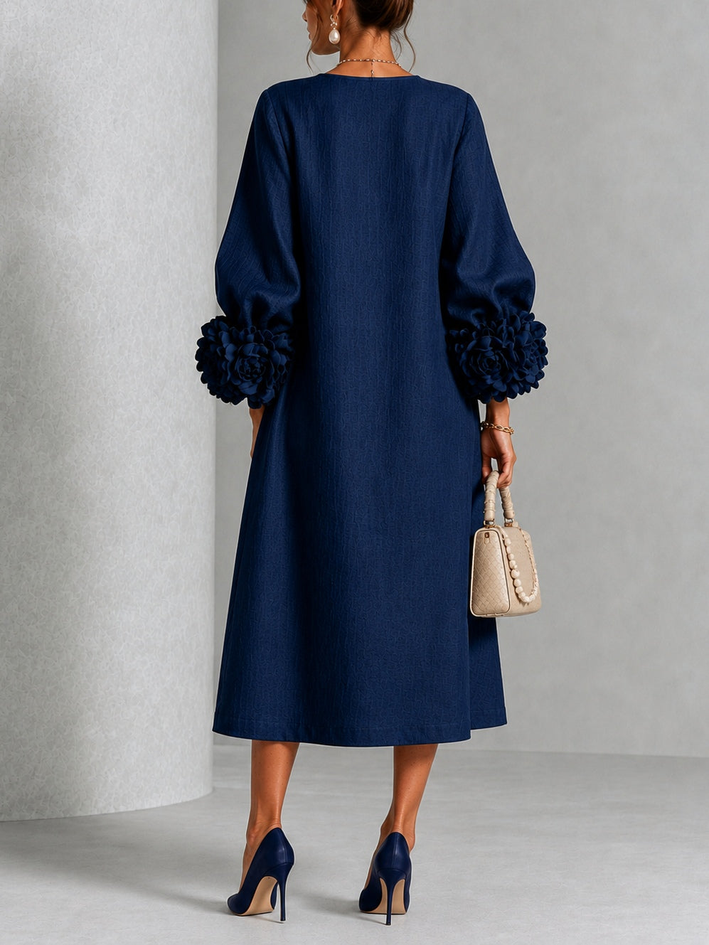 Vestido Midi Azul Marino con botones delanteros, puños y floral - Azul Marino
