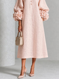Vestido Midi Rosa con botones delanteros, puños y floral - Rosa