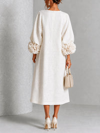 Vestido Midi Blanco con botones delanteros, puños y floral - Blanco