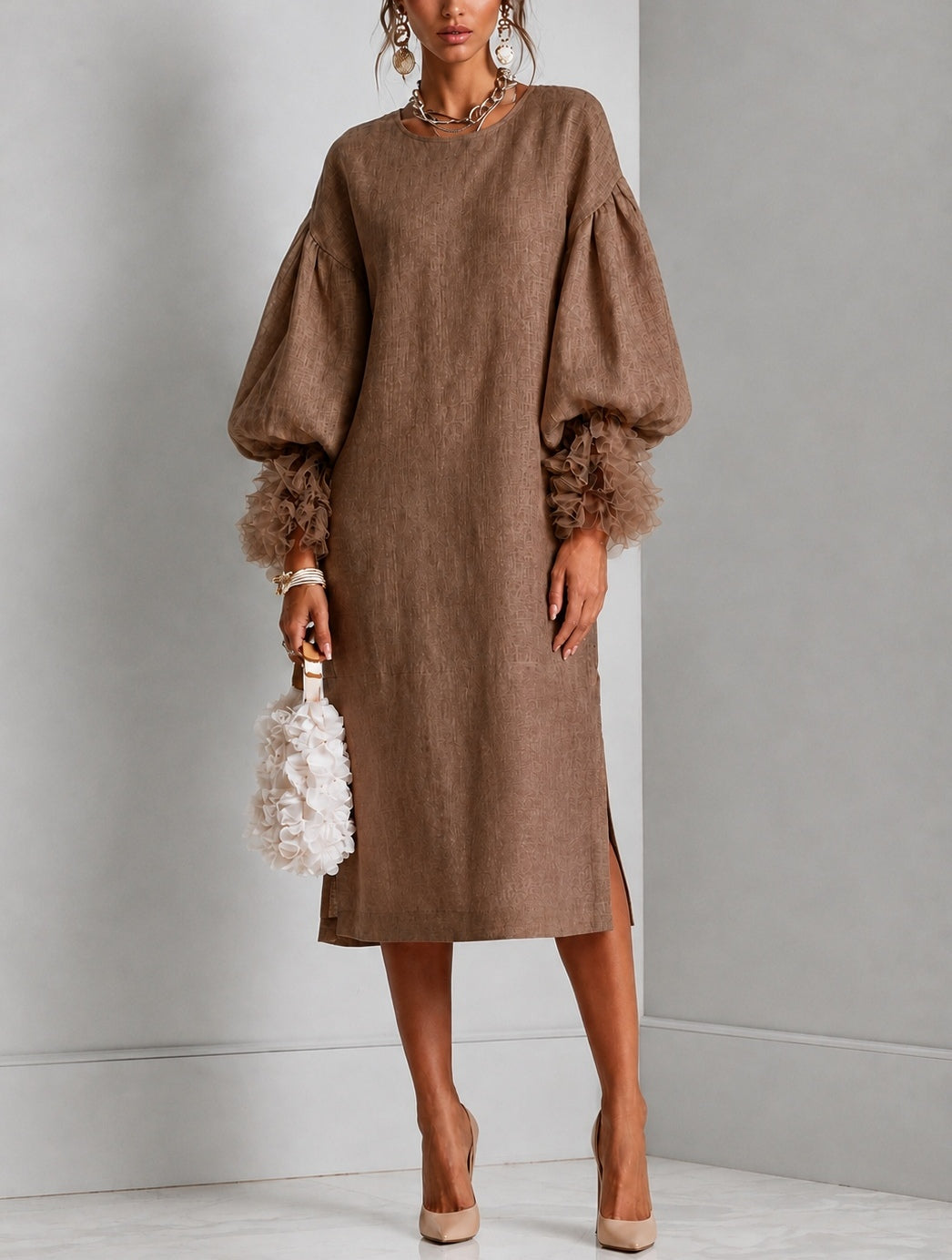 Vestido Midi Marrón con cordón de ajuste, manga farol, plisado y volante - Marrón