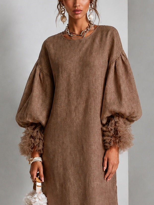 Vestido Midi Marrón con cordón de ajuste, manga farol, plisado y volante - Marrón