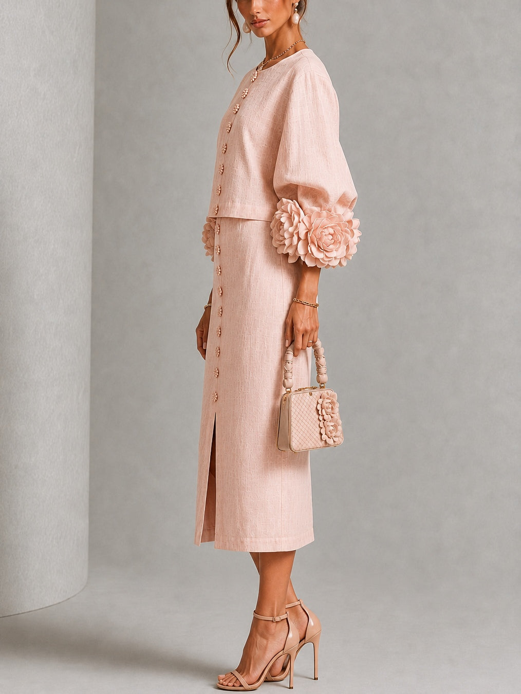 Conjunto de Falda Rosa con botones delanteros, puños y floral - Rosa