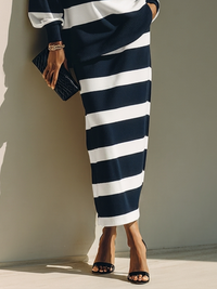 Conjunto de Falda Azul Marino con color block y a rayas - Azul Marino