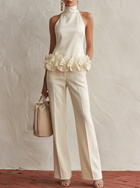 Conjunto Elegante Blanco con cuello alto y flores en 3D - Blanco