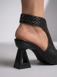 Γόβες Aura Sculpted Weave: Η κομψότητα συναντά την απόλυτη άνεση